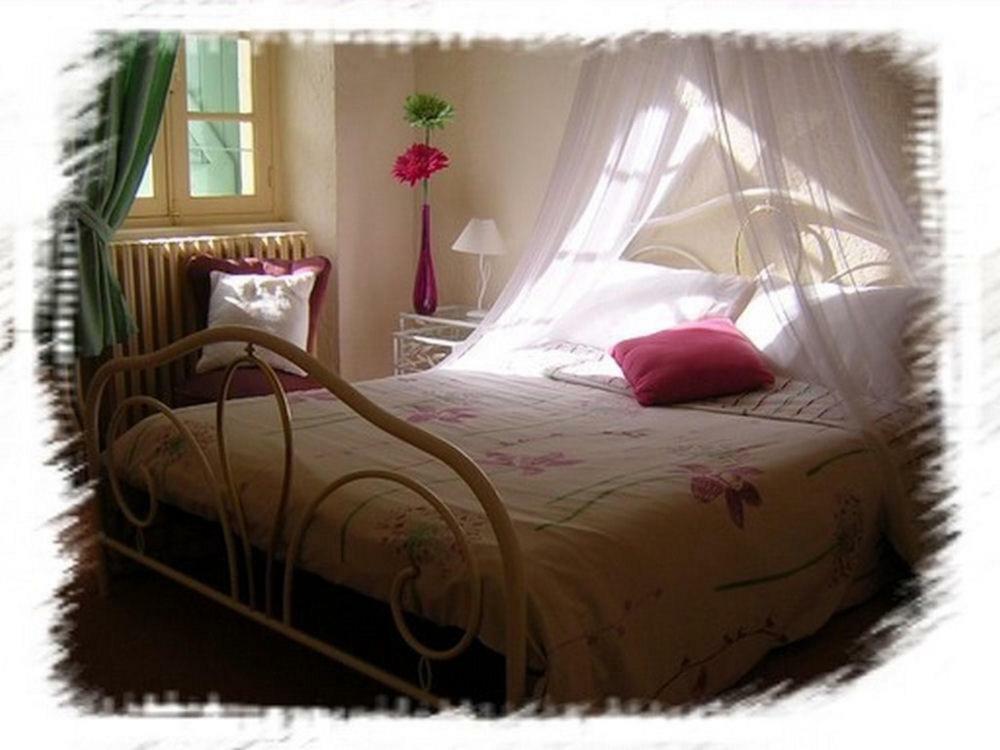 Hotel Domaine Saint Andrieu à Greffeil Extérieur photo